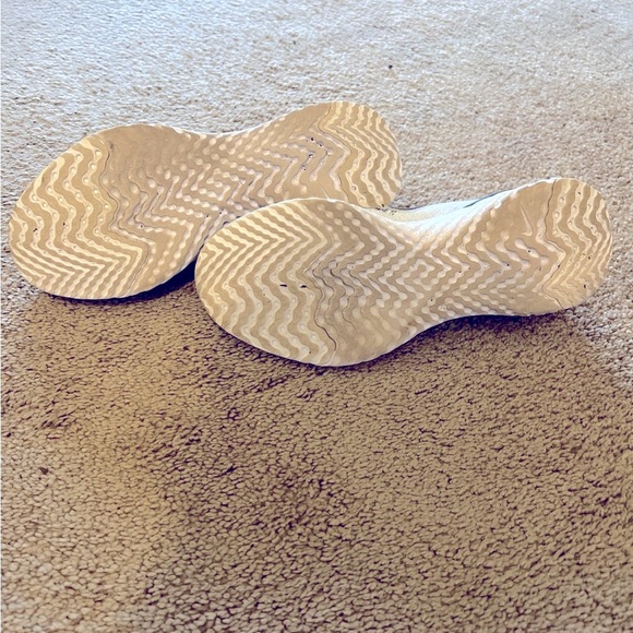 Nike Epic React Flynit - Picture 3 of 6